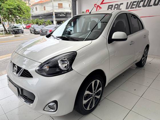NISSAN MARCH 1.6 SL 16V FLEXSTART 4P XTRONIC NISSAN MARCH 1.6 SL 16V FLEXSTART 4P XTRONIC